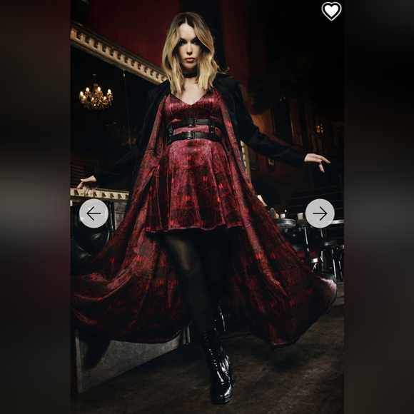 Blackmilk “BLK CURSED BATS VELVET TRENCH COAT” Size 12US/16 AUS NWT Floor Length - Picture 5 of 5